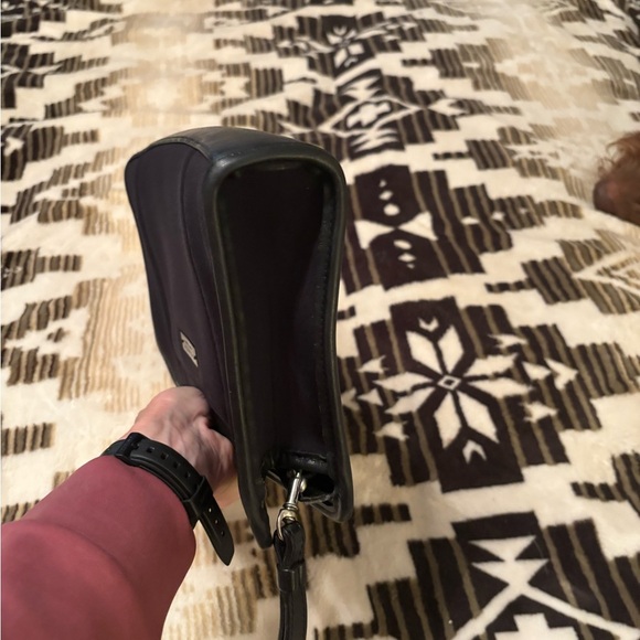 Coach neoprene and leather bag - Picture 5 of 9